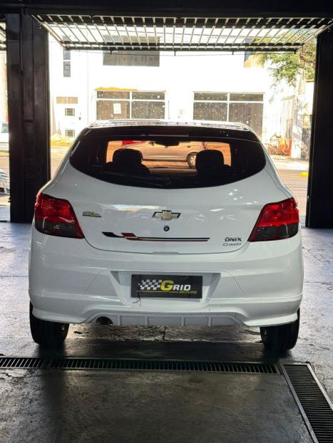 CHEVROLET Onix Hatch 1.4 4P FLEX EFFECT, Foto 4