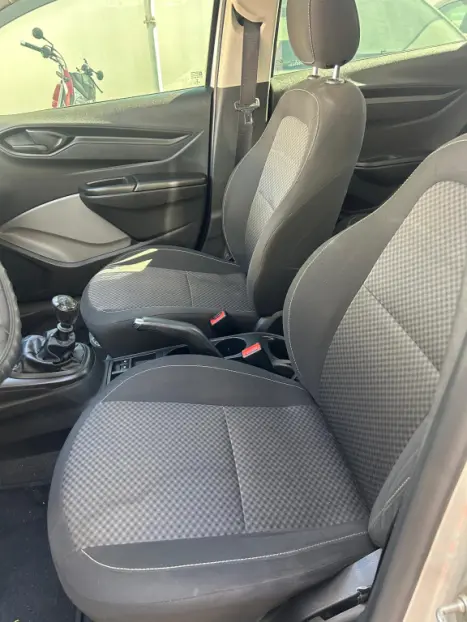 CHEVROLET Onix Hatch 1.0 4P FLEX JOY, Foto 4