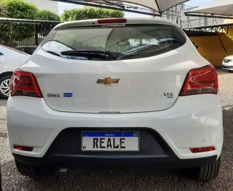 CHEVROLET Onix Hatch 1.4 4P FLEX LTZ AUTOMTICO, Foto 5