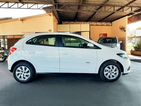 CHEVROLET Onix Hatch 1.4 4P FLEX LT, Foto 14