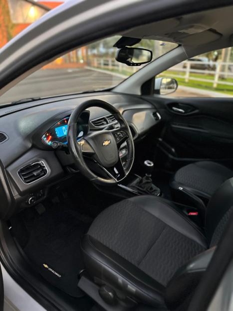 CHEVROLET Onix Hatch 1.4 4P FLEX LTZ, Foto 8