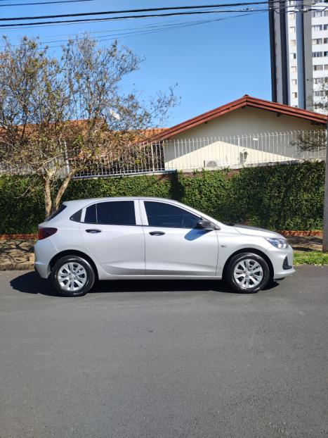 CHEVROLET Onix Hatch 1.0 12V 4P FLEX TURBO AUTOMTICO, Foto 3