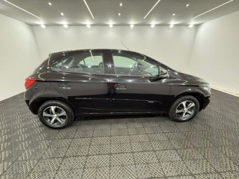CHEVROLET Onix Hatch 1.4 4P FLEX LTZ AUTOMTICO, Foto 4