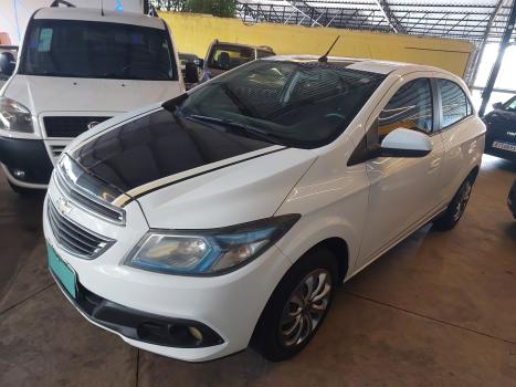 CHEVROLET Onix Hatch 1.4 4P FLEX LT, Foto 2
