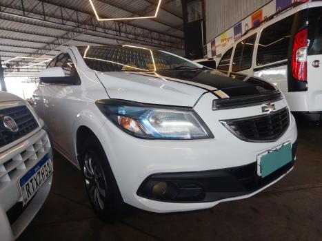 CHEVROLET Onix Hatch 1.4 4P FLEX LT, Foto 3