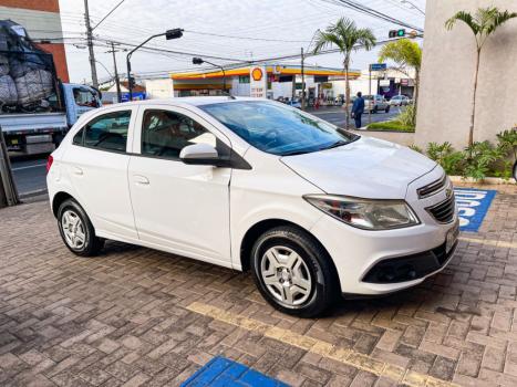 CHEVROLET Onix Hatch 1.0 4P FLEX LT, Foto 2