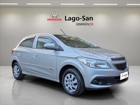CHEVROLET Onix Hatch 1.0 4P FLEX LT, Foto 2