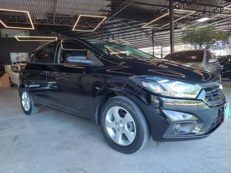 CHEVROLET Onix Hatch 1.4 4P FLEX LT, Foto 3