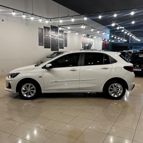 CHEVROLET Onix Hatch 1.0 4P FLEX LT, Foto 3