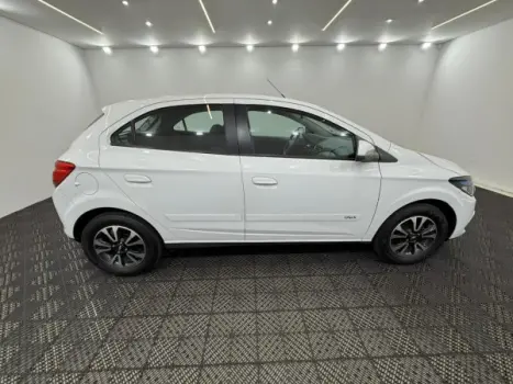 CHEVROLET Onix Hatch 1.4 4P FLEX LTZ, Foto 4