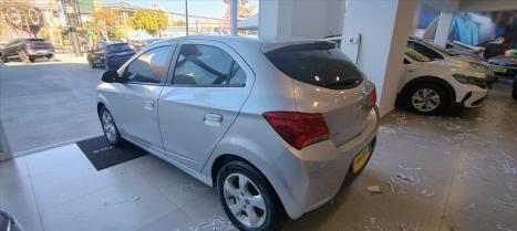 CHEVROLET Onix Hatch 1.4 4P FLEX LT, Foto 3
