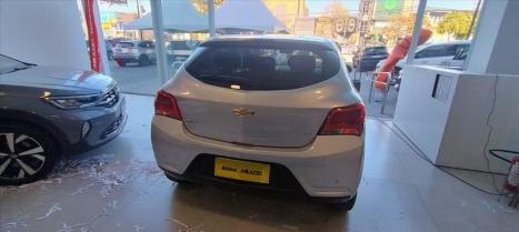 CHEVROLET Onix Hatch 1.4 4P FLEX LT, Foto 6