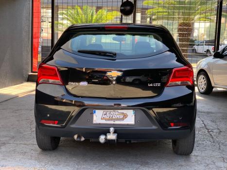 CHEVROLET Onix Hatch 1.4 4P FLEX LTZ, Foto 4