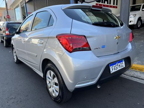 CHEVROLET Onix Hatch 1.0 4P FLEX LT, Foto 4