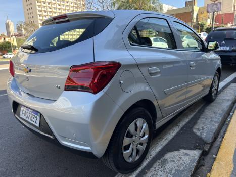 CHEVROLET Onix Hatch 1.0 4P FLEX LT, Foto 5