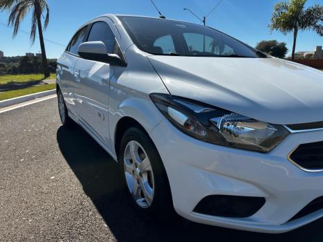 CHEVROLET Onix Hatch 1.4 4P FLEX ACTIV AUTOMTICO, Foto 2