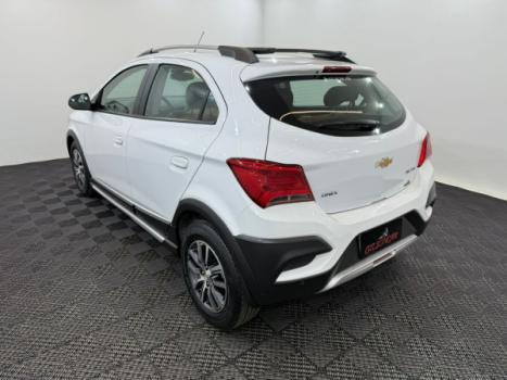 CHEVROLET Onix Hatch 1.4 4P FLEX ACTIV AUTOMTICO, Foto 6