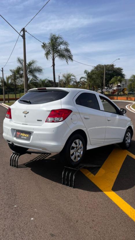 CHEVROLET Onix Hatch 1.0 4P FLEX LT, Foto 4