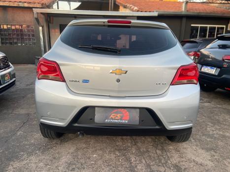 CHEVROLET Onix Hatch 1.4 4P FLEX LT, Foto 5