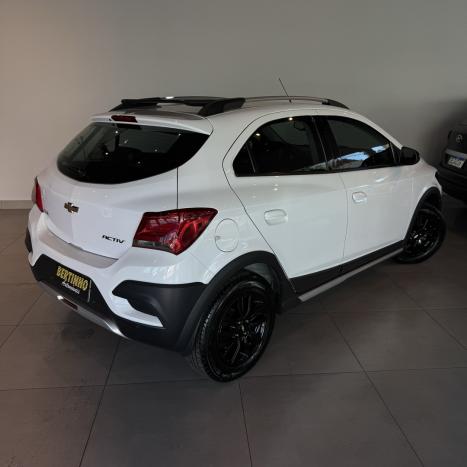 CHEVROLET Onix Hatch , Foto 6