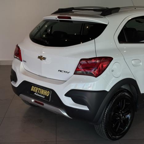 CHEVROLET Onix Hatch , Foto 7