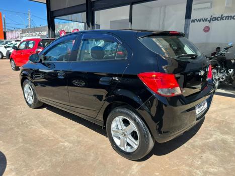 CHEVROLET Onix Hatch 1.4 4P FLEX LT, Foto 6