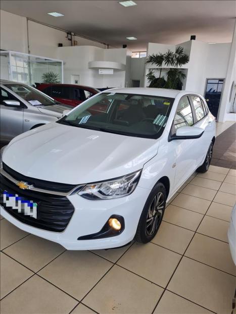CHEVROLET Onix Hatch 1.0 4P FLEX LT, Foto 2