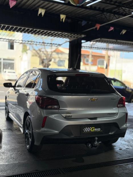 CHEVROLET Onix Hatch 1.0 12V 4P FLEX PREMIER 2 TURBO AUTOMTICO, Foto 5