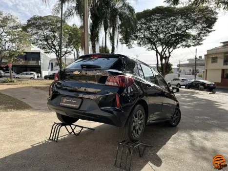 CHEVROLET Onix Hatch 1.0 12V 4P FLEX TURBO AUTOMTICO, Foto 4