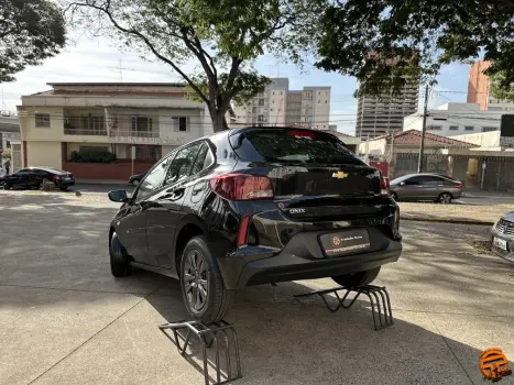 CHEVROLET Onix Hatch 1.0 12V 4P FLEX TURBO AUTOMTICO, Foto 7