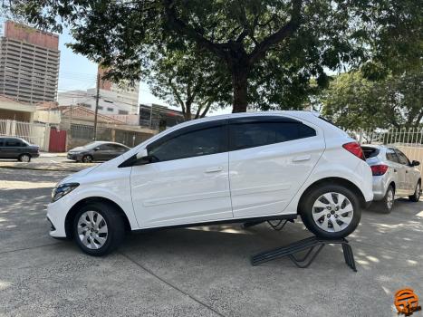 CHEVROLET Onix Hatch 1.4 4P FLEX LT AUTOMTICO, Foto 5