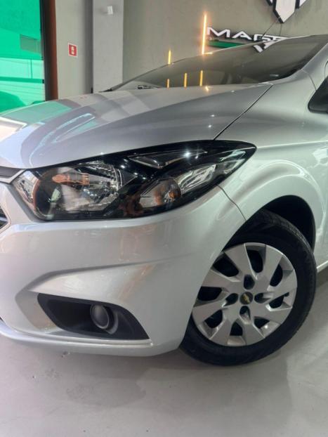 CHEVROLET Onix Hatch 1.0 4P FLEX LT, Foto 2