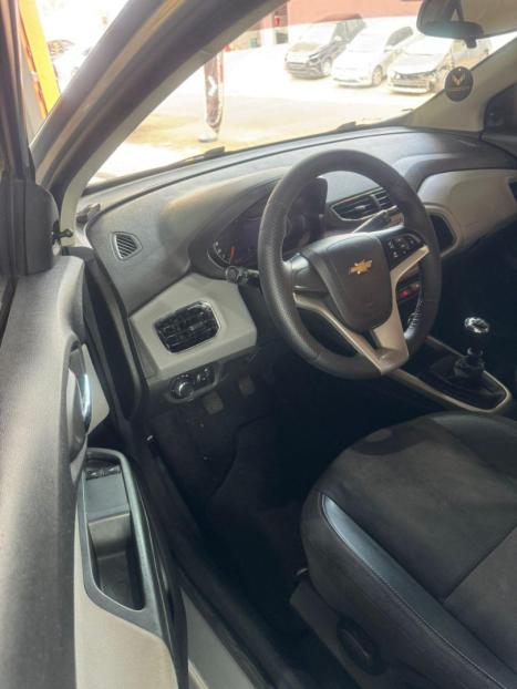CHEVROLET Onix Hatch 1.0 4P FLEX LT, Foto 9