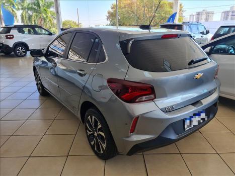 CHEVROLET Onix Hatch 1.0 12V 4P FLEX PREMIER TURBO AUTOMTICO, Foto 9
