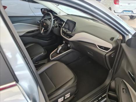 CHEVROLET Onix Hatch 1.0 12V 4P FLEX PREMIER TURBO AUTOMTICO, Foto 11