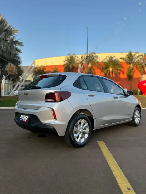 CHEVROLET Onix Hatch 1.0 4P FLEX LT2, Foto 11