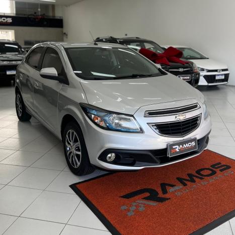 CHEVROLET Onix Hatch 1.4 4P FLEX LT, Foto 13