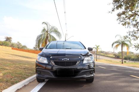 CHEVROLET Onix Hatch 1.4 4P FLEX LT, Foto 2