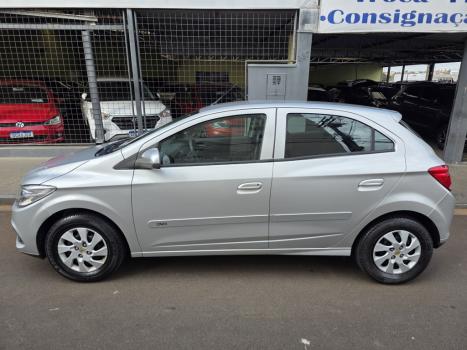 CHEVROLET Onix Hatch 1.0 4P FLEX LT, Foto 2