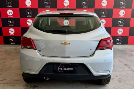 CHEVROLET Onix Hatch 1.0 4P FLEX LT, Foto 4