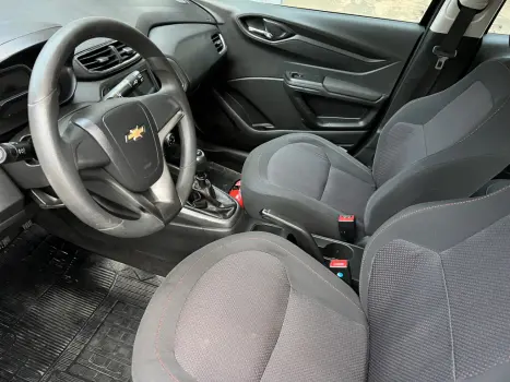CHEVROLET Onix Hatch 1.4 4P FLEX LT, Foto 8