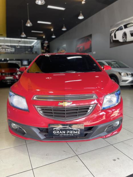 CHEVROLET Onix Hatch 1.4 4P FLEX LTZ, Foto 2
