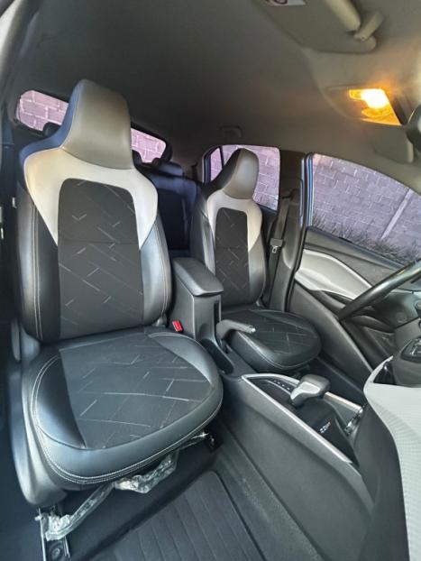 CHEVROLET Onix Hatch 1.0 12V 4P FLEX PREMIER TURBO AUTOMTICO, Foto 18