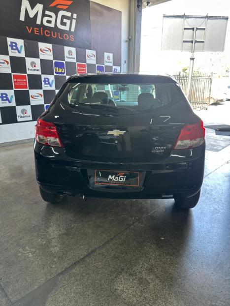 CHEVROLET Onix Hatch 1.0 4P FLEX LS, Foto 6