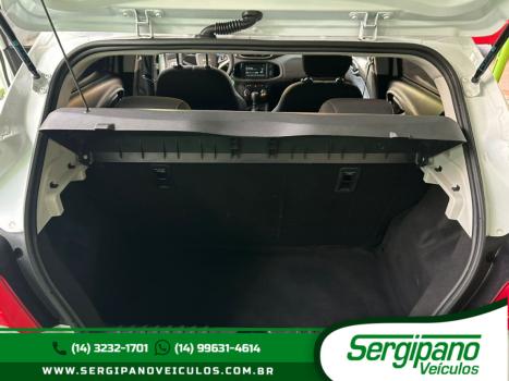 CHEVROLET Onix Hatch 1.4 4P FLEX LT, Foto 13