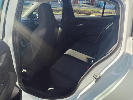 CHEVROLET Onix Hatch 1.0 12V 4P FLEX PLUS TURBO AUTOMTICO, Foto 5