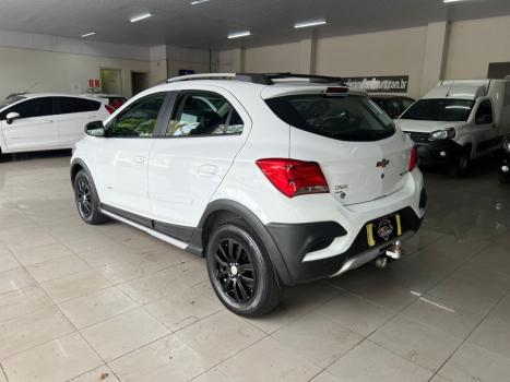 CHEVROLET Onix Hatch 1.4 4P FLEX ACTIV AUTOMTICO, Foto 4