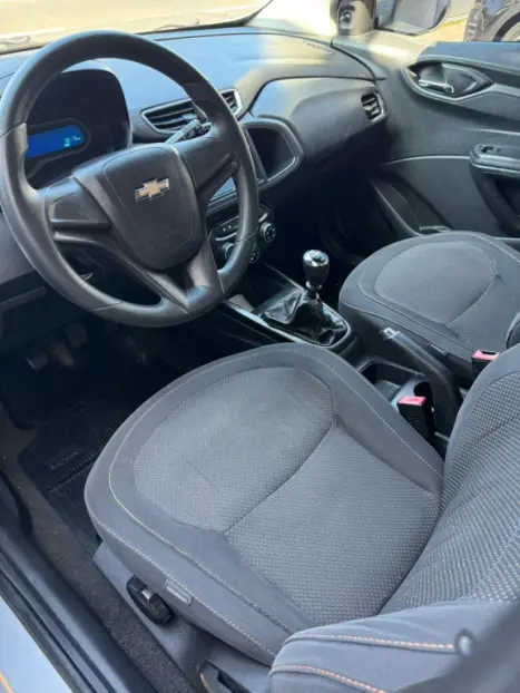 CHEVROLET Onix Hatch 1.0 4P FLEX LT, Foto 4