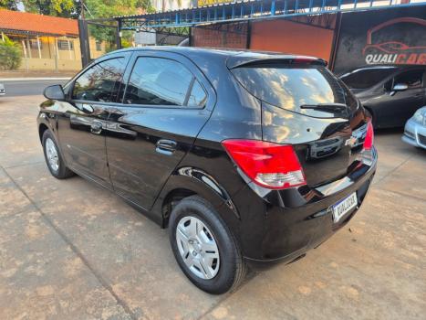 CHEVROLET Onix Hatch 1.0 4P FLEX LT, Foto 4