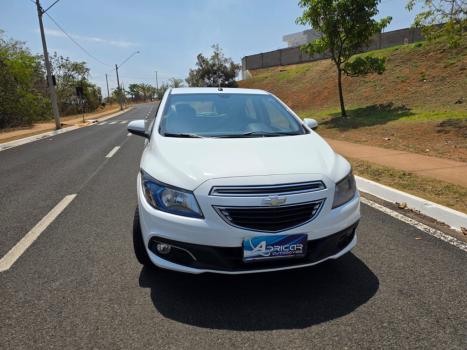 CHEVROLET Onix Hatch 1.4 4P FLEX LTZ, Foto 12